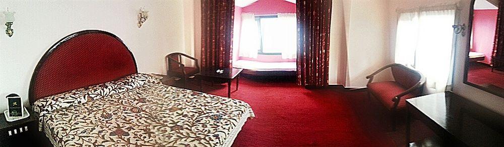 Royal Jardin Whistling Pines Resort Shimla Extérieur photo