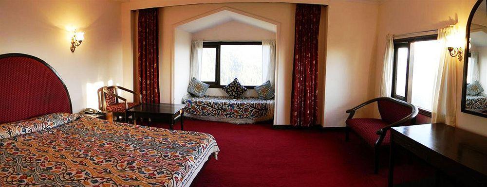 Royal Jardin Whistling Pines Resort Shimla Extérieur photo