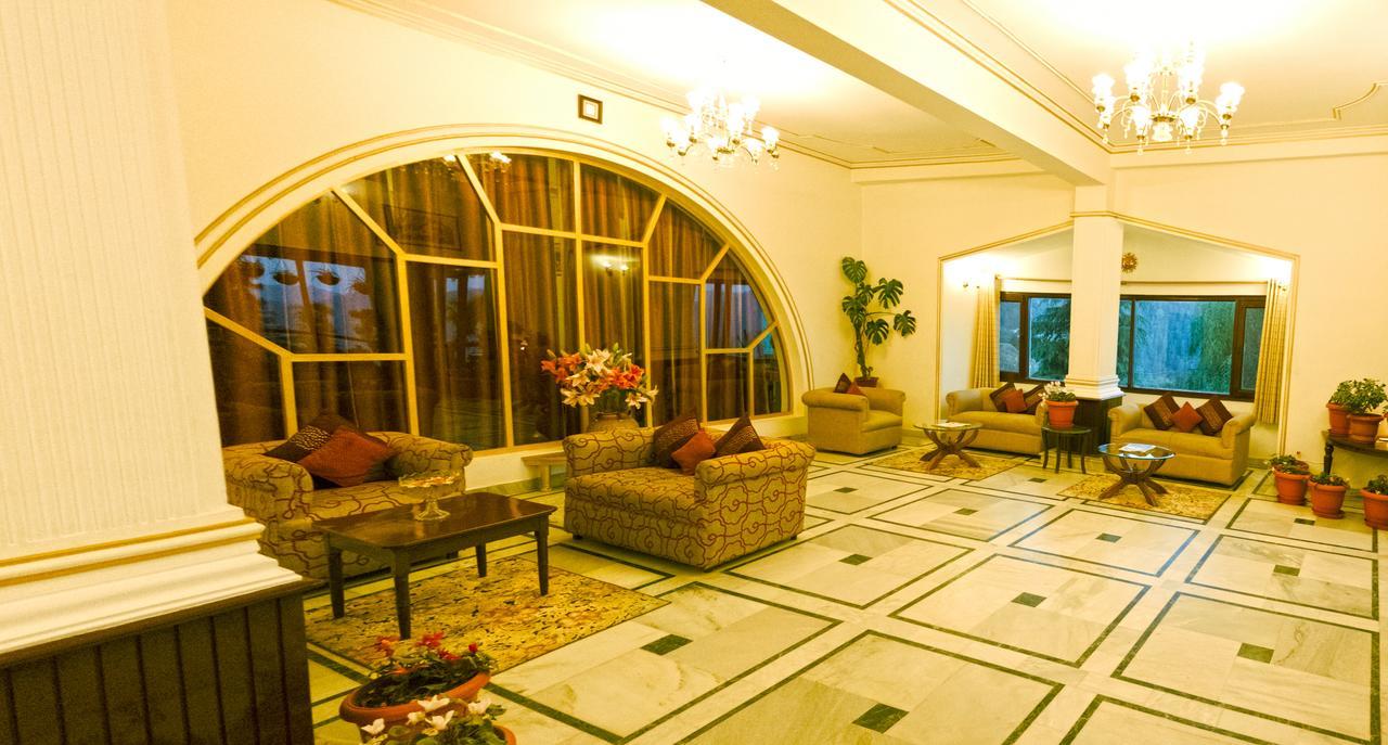 Royal Jardin Whistling Pines Resort Shimla Extérieur photo