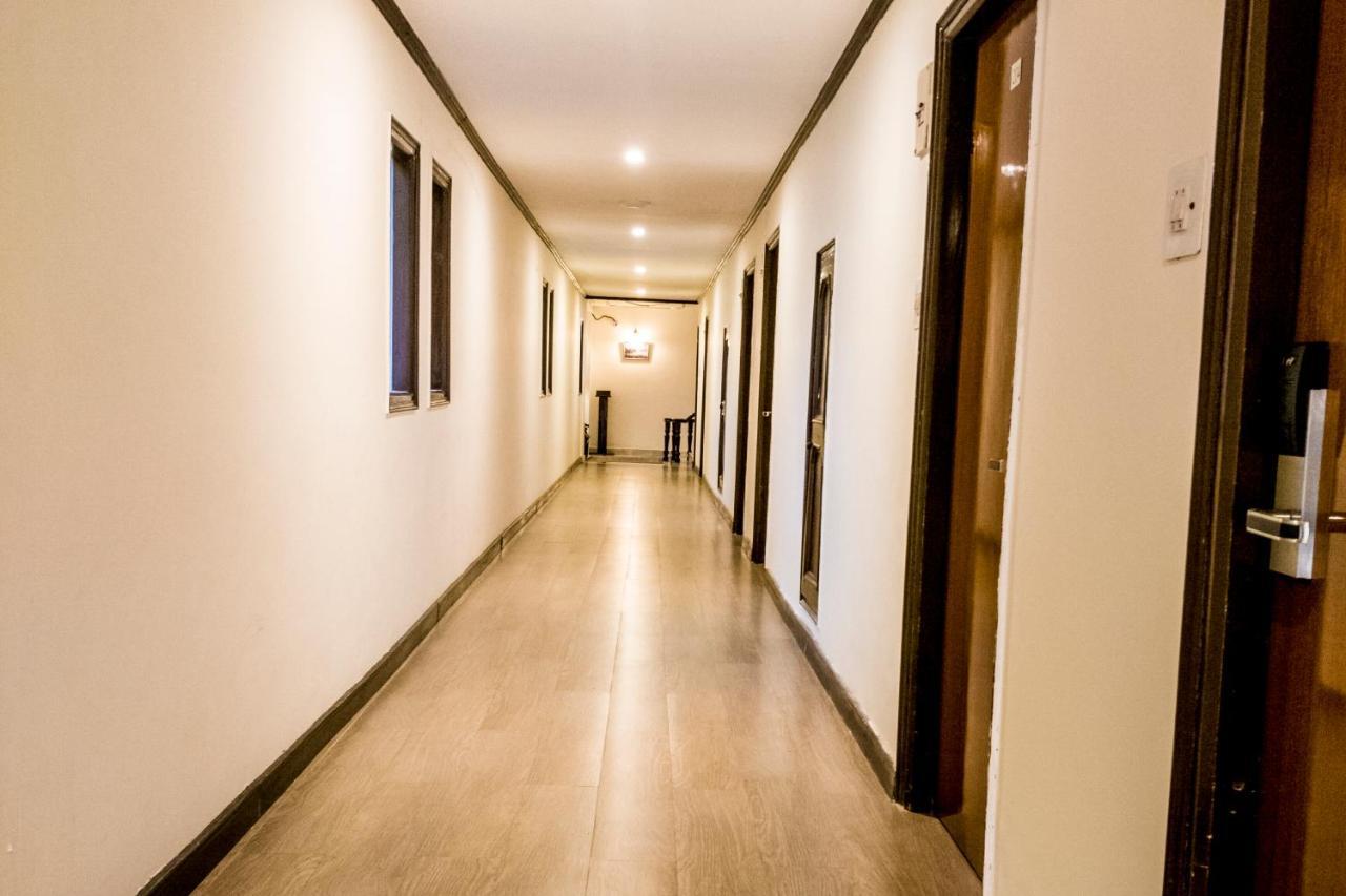 Royal Jardin Whistling Pines Resort Shimla Extérieur photo